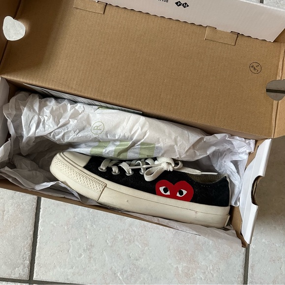 [SOLD] Converse x Comme des Garçons PLAY | Chuck 70 low top, black (US 7) - Picture 5 of 6